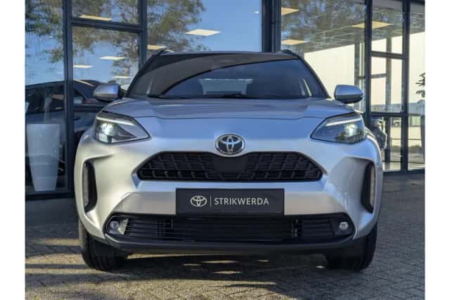 Toyota Yaris Cross (2025) thumbnail 5