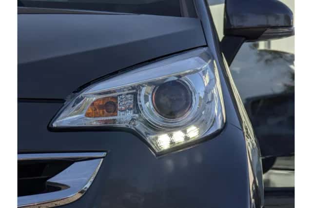 Toyota Verso S (2014) thumbnail 6