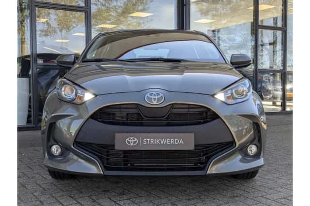 Toyota Yaris (2024) thumbnail 5