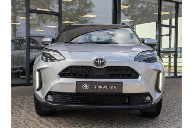 Toyota Yaris Cross (2025) thumbnail 6