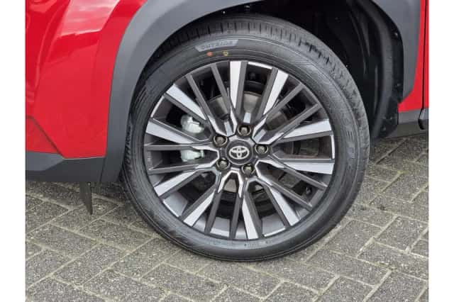 Toyota Yaris Cross (2026) thumbnail 4