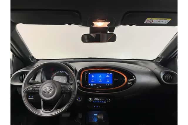 Toyota Aygo X (2022) thumbnail 2