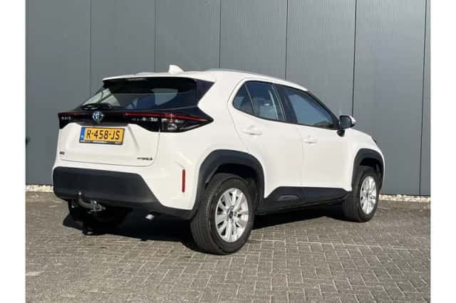 Toyota Yaris Cross (2022) thumbnail 3