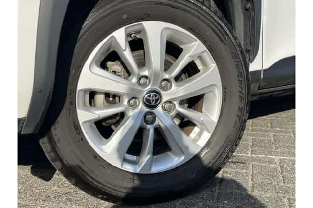 Toyota Yaris Cross (2022) thumbnail 6