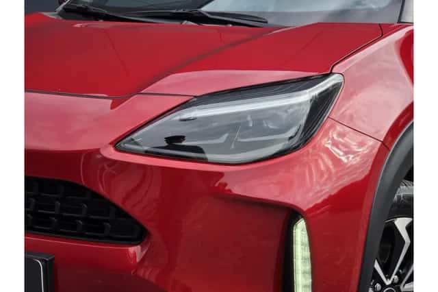 Toyota Yaris Cross (2024) thumbnail 5