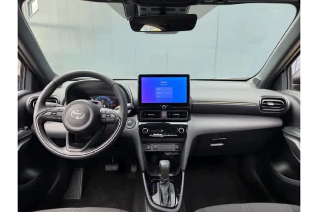 Toyota Yaris Cross (2026) thumbnail 2