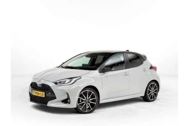 Toyota Yaris (2024) thumbnail 1