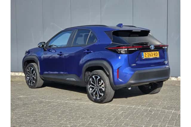 Toyota Yaris Cross (2023) thumbnail 3