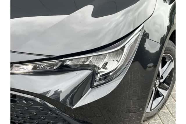 Toyota Corolla (2023) thumbnail 4