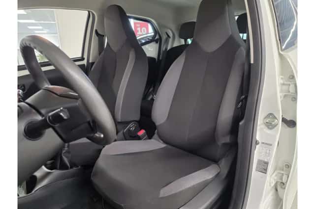 Toyota Aygo (2021) thumbnail 5