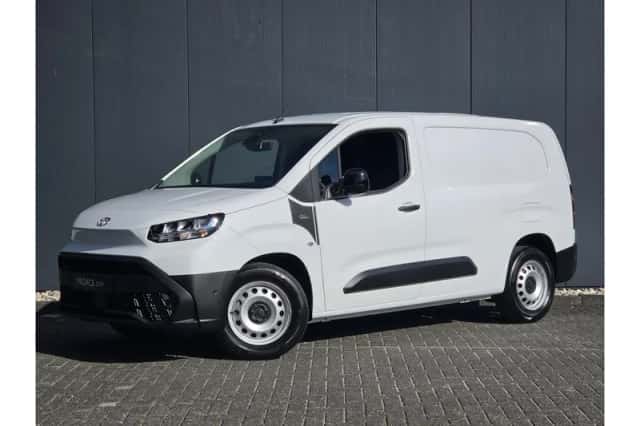Toyota ProAce City (2026) thumbnail 1