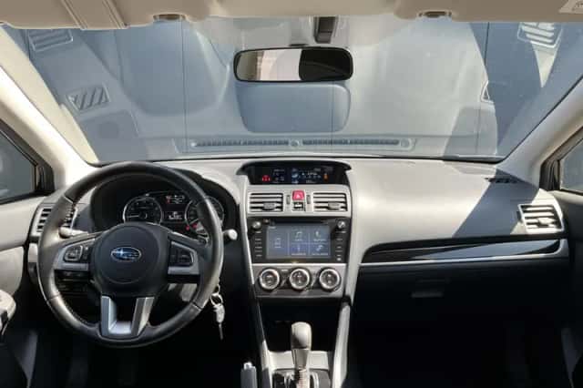 Subaru XV (2017) thumbnail 2
