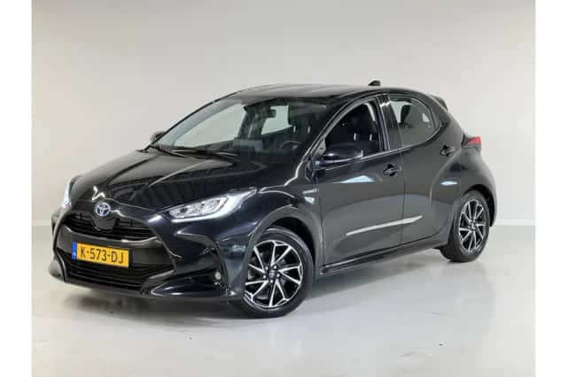 Toyota Yaris (2020) thumbnail 1