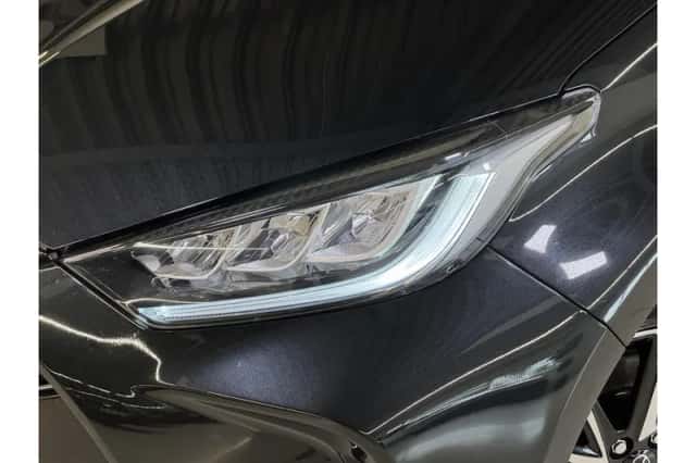 Toyota Yaris (2020) thumbnail 6