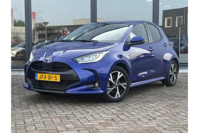 Toyota Yaris (2025) thumbnail 1