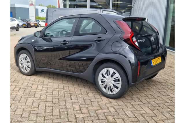 Toyota Aygo X (2023) thumbnail 3