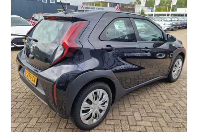 Toyota Aygo X (2023) thumbnail 4