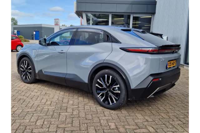 Toyota C-HR+ (2026) thumbnail 3