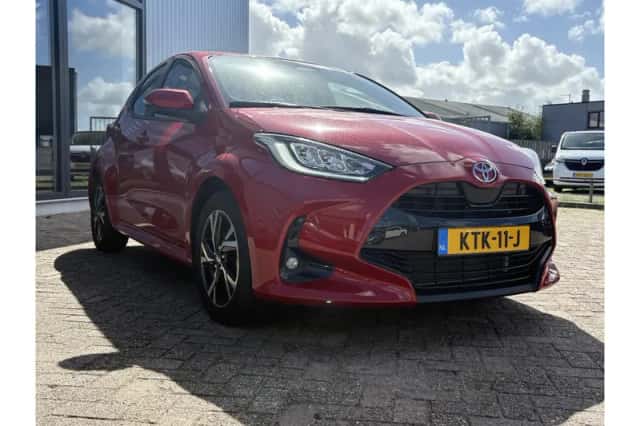 Toyota Yaris (2024) thumbnail 6