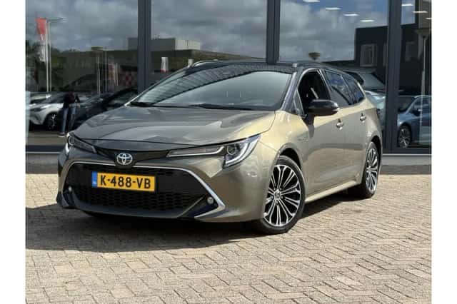 Toyota Corolla (2021) thumbnail 1