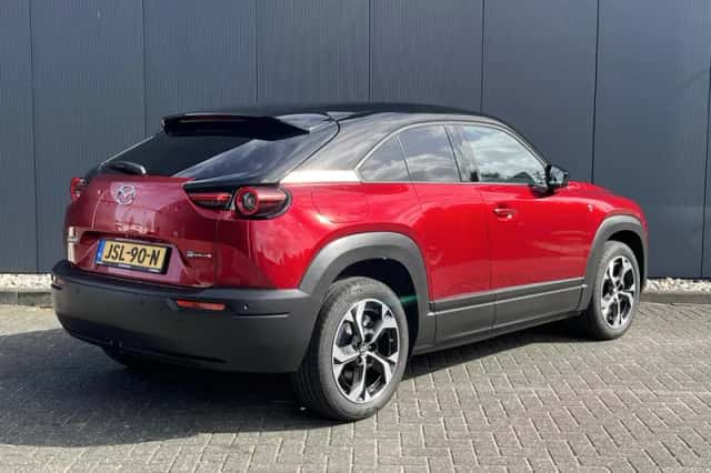 Mazda MX-30 (2025) thumbnail 3