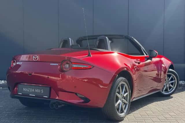 Mazda MX-5 (2026) thumbnail 5