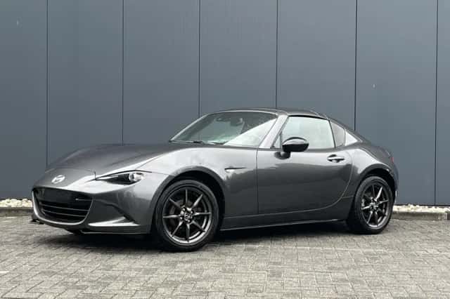 Mazda MX-5 (2017) thumbnail 3