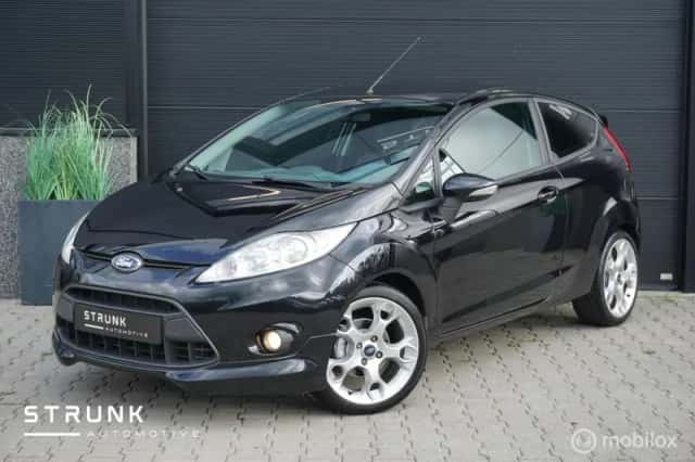 Ford Fiesta (2010) thumbnail 1