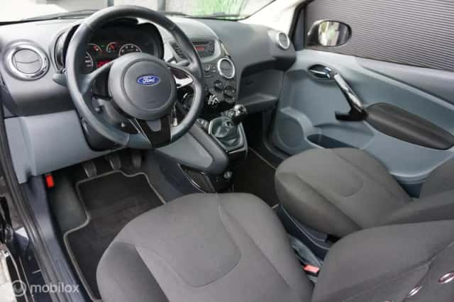 Ford Ka (2012) thumbnail 2