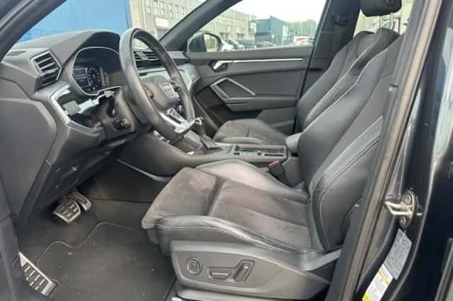 Audi Q3 (2020) thumbnail 2