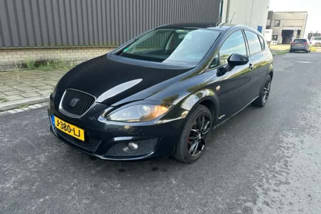 SEAT Leon (2012) thumbnail 1