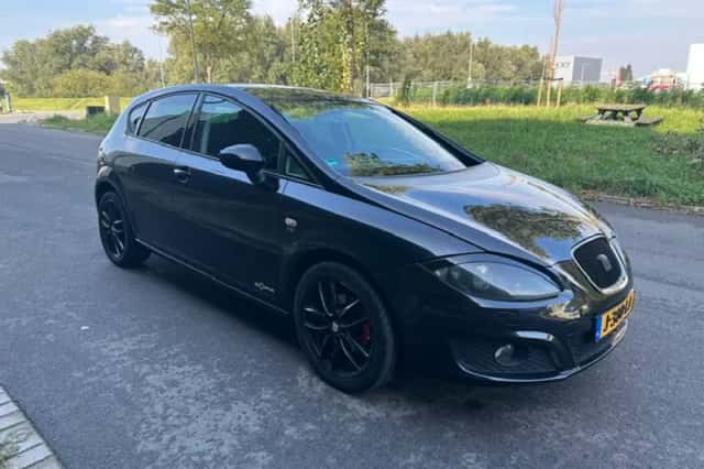 SEAT Leon (2012) thumbnail 6