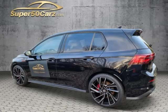 Volkswagen Golf (2021) thumbnail 3