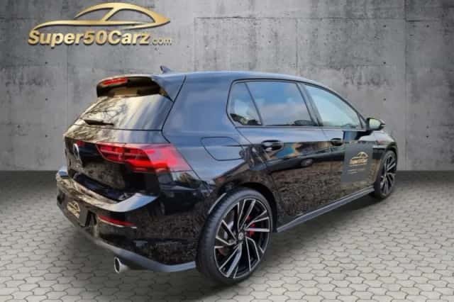Volkswagen Golf (2021) thumbnail 4