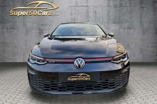 Volkswagen Golf (2021) thumbnail 5