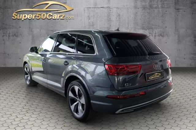 Audi Q7 (2016) thumbnail 3