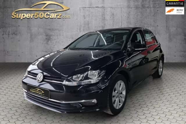 Volkswagen Golf (2019) thumbnail 1
