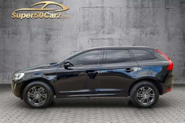 Volvo XC60 (2014) thumbnail 2