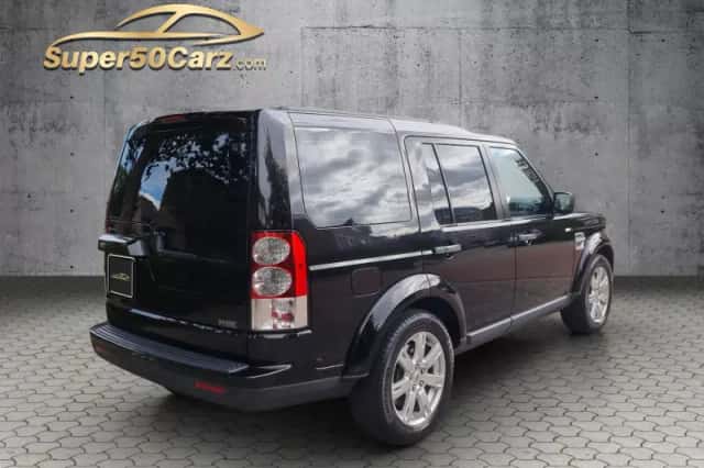 Land Rover Discovery (2011) thumbnail 4