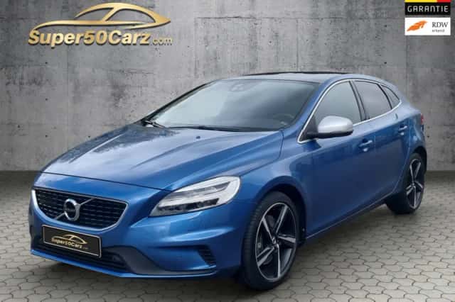 Volvo V40 (2017) thumbnail 1