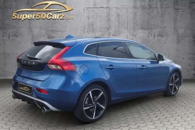 Volvo V40 (2017) thumbnail 6