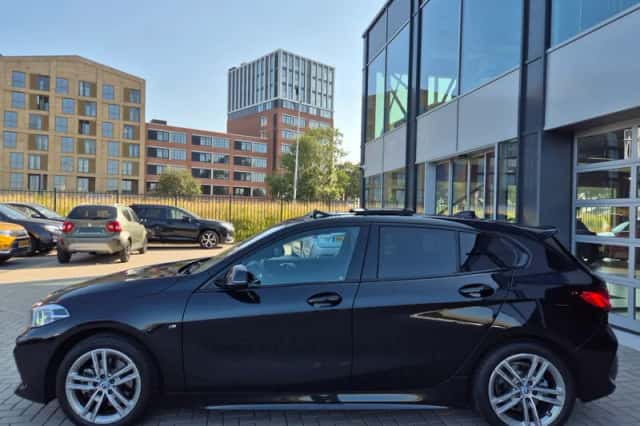 BMW 1-Serie (2023) thumbnail 2