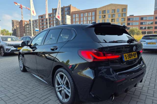 BMW 1-Serie (2023) thumbnail 3