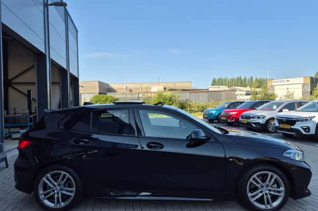 BMW 1-Serie (2023) thumbnail 6