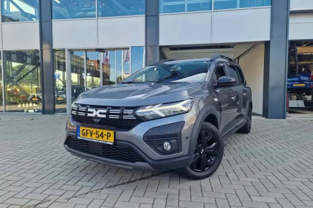 Dacia Jogger (2023) thumbnail 1