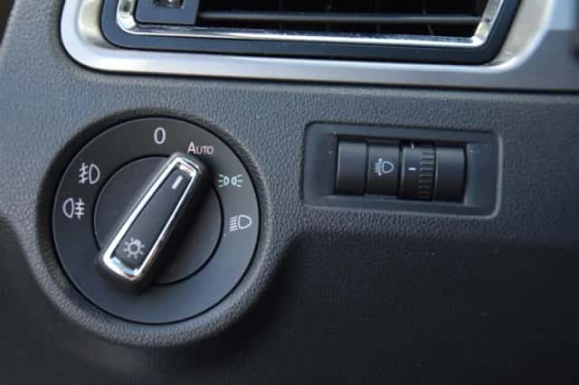 SEAT Toledo (2016) thumbnail 6