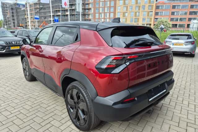 Suzuki e-Vitara (2026) thumbnail 3