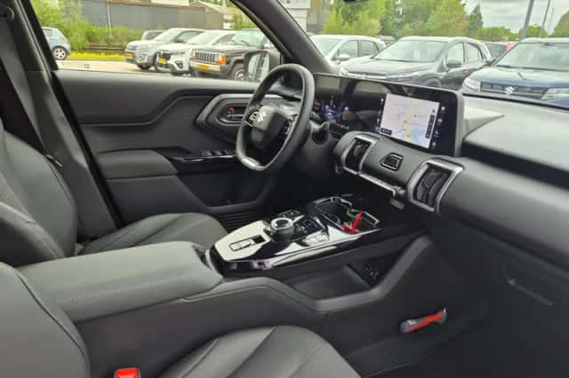 Suzuki e-Vitara (2026) thumbnail 5