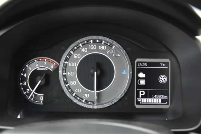 Suzuki Ignis (2024) thumbnail 6