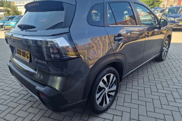 Suzuki S-Cross (2022) thumbnail 5